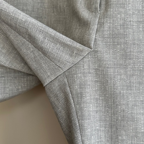 Reiss Women’s Grey Wool Blend Tapered Trousers, Gray Cropped Pants, Size 8 - Picture 9 of 16